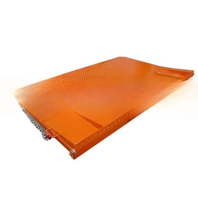 テーブルサイズ 2000x2200mm フォークリフト用の電化鋼と不鋼鋼の移動式ロードドック・ランプ