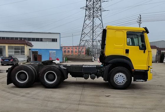 450HP 600L 燃料タンク 左ユーロ2 半トレーラー 6X4 重荷トラック トラクターヘッド ディーゼル燃料 自動手動トランスミッション